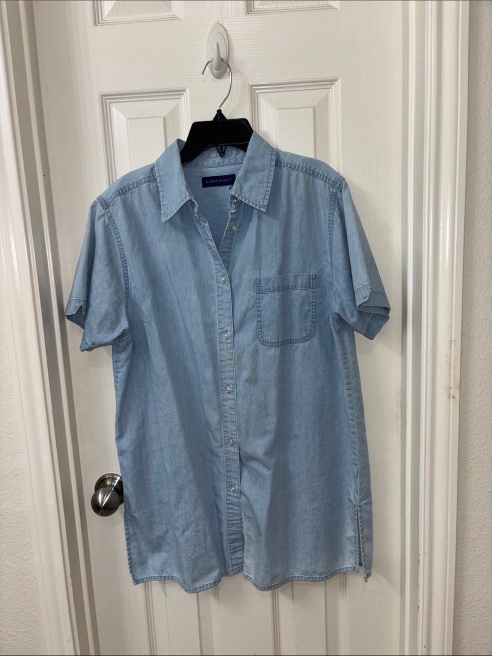 Karen Scott Light Blue Short-Sleeve Denim-Style Button-Down Shirt